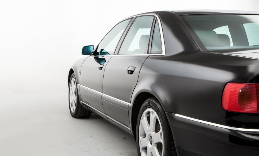 Детали экстерьера Audi S8 (D2) 1999 года  (UK) (фото 14 из 39)